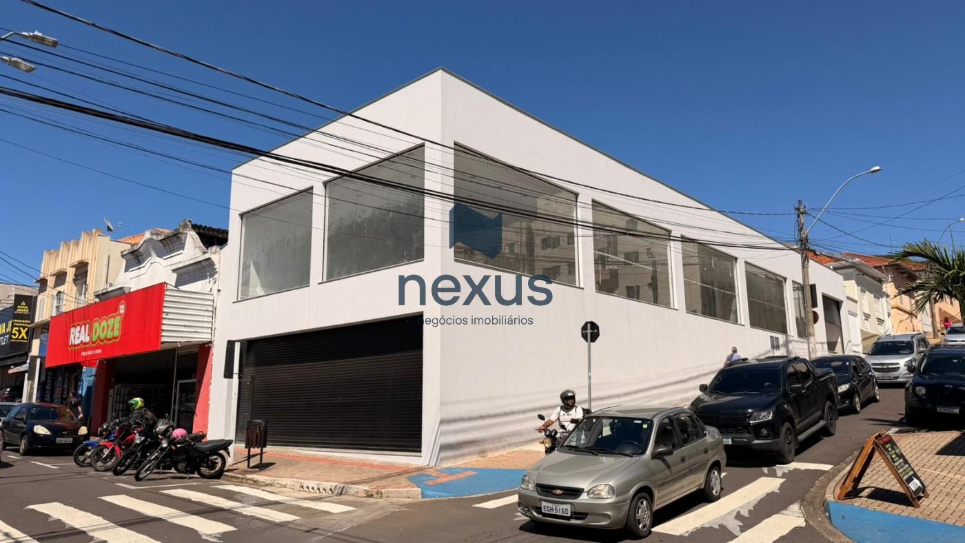 Prédio Inteiro - Foto 1